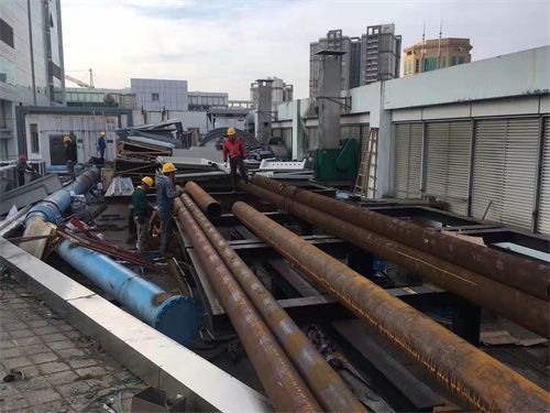选择密闭式冷却塔时应考虑哪些因素(800吨密闭式冷却塔哪个品牌好)